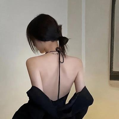 贝尔斯通之狐 海报