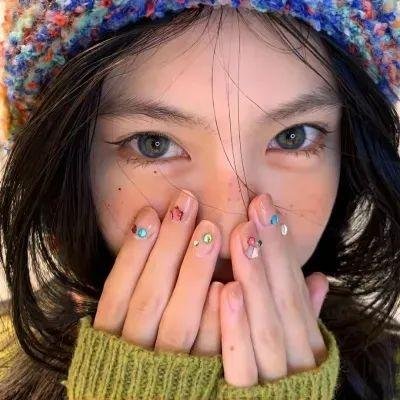 月球的黑暗面 海报